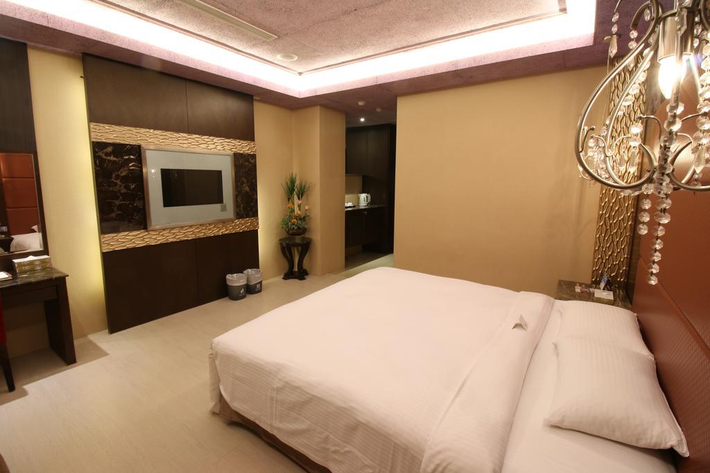 R7 Hotel Kaohsziung Kültér fotó