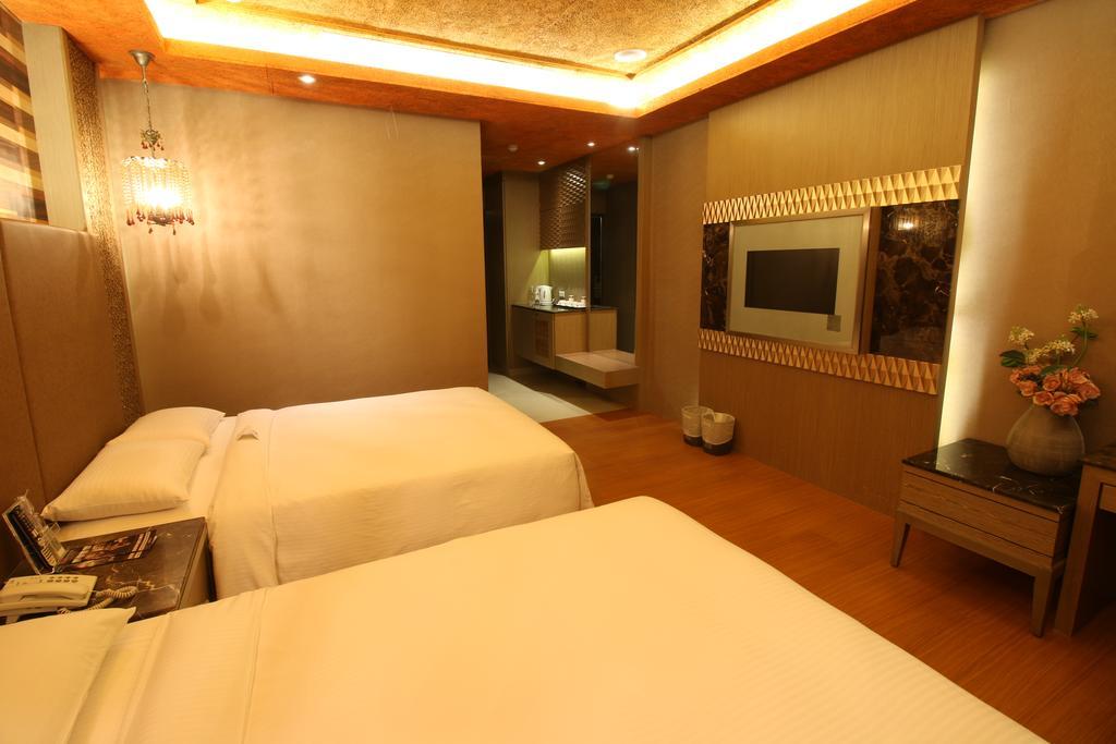 R7 Hotel Kaohsziung Kültér fotó